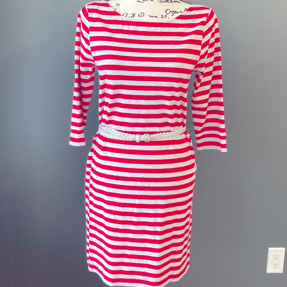 NWOT- LC Lauren Conrad stripped dress w/ belt. Size small.